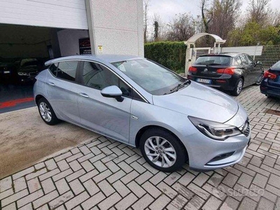 Usato 2019 Opel Astra 1.6 Diesel 136 CV (13.990 €)