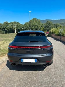 Usato 2019 Porsche Macan Benzin (49.500 €)