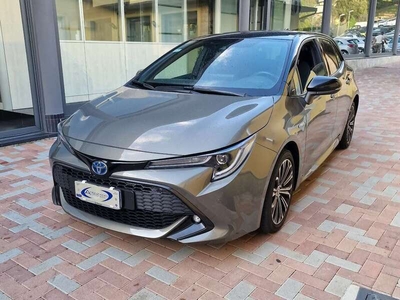 Usato 2019 Toyota Corolla 1.8 El_Benzin 98 CV (22.000 €)