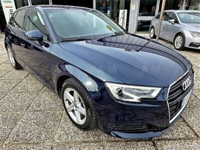 Usato 2020 Audi A3 Sportback g-tron 1.5 Benzin 131 CV (23.980 €)