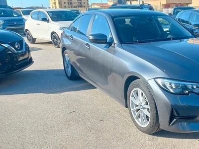 Venduto BMW 318 318 d Business Advant. - auto usate in vendita