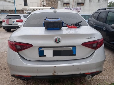 Usato 2021 Alfa Romeo Giulia 2.1 Diesel 190 CV (12.300 €)