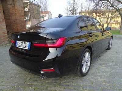 Usato 2021 BMW 316 2.0 El_Hybrid 122 CV (25.500 €)