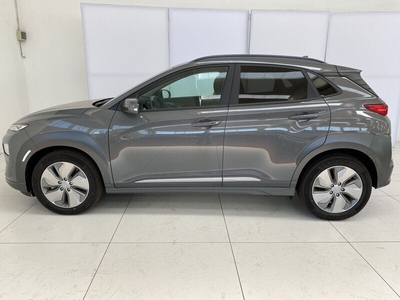 Usato 2022 Hyundai Kona El 204 CV (33.000 €)