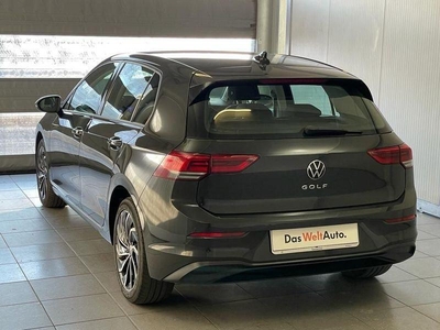 Usato 2022 VW Golf VIII 1.5 CNG_Hybrid 130 CV (30.900 €)