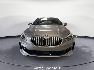 Usato 2023 BMW 118 1.5 Benzin 140 CV (34.600 €)
