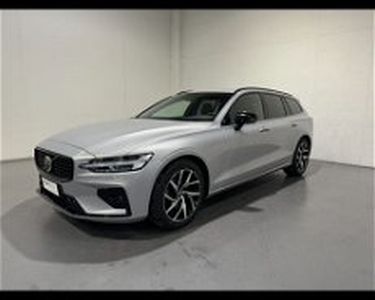 Volvo V60 B4 automatico Plus Dark del 2022 usata a Conegliano