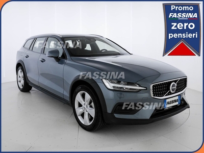 Volvo V60 Cross Country B4 (d) AWD automatico Core usato