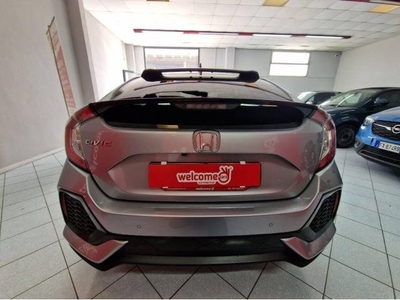 HONDA Civic X 1.0 Elegance Navi