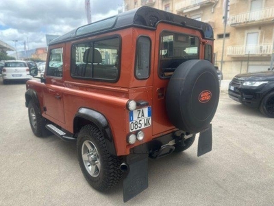 LAND ROVER DEFENDER 110 2.4 TD4 Limited edition Fire