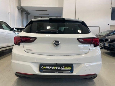 OPEL ASTRA 1.2 Turbo Business Elegance