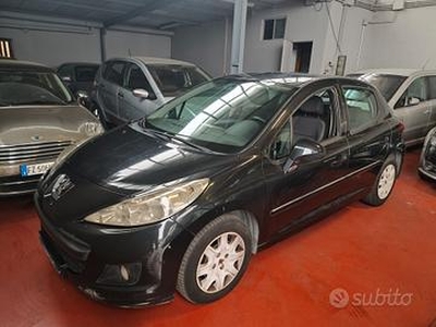 Peugeot 207 Plus 1.4 HDi 70CV 5 porte