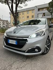 Peugeot 208 2016