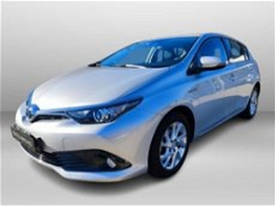 Toyota Auris 1.8 Hybrid Active del 2018 usata a Civate