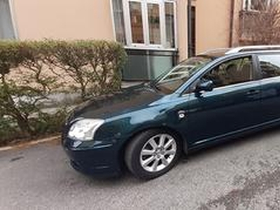 TOYOTA Avensis 2ª serie - 2004