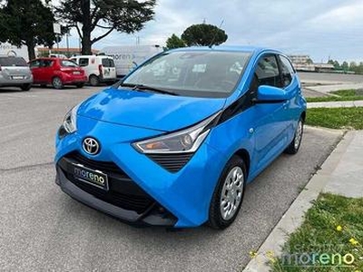 Toyota Aygo 1.0 x-cool 72 CV m-mt