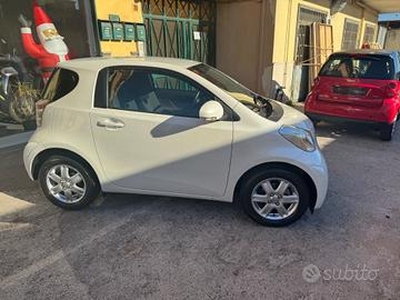 Toyota iQ 1.0 CVT Sol