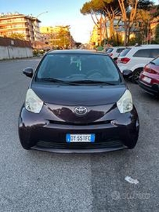 Toyota IQ