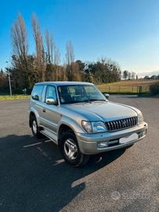 TOYOTA Land Cruiser - 2001