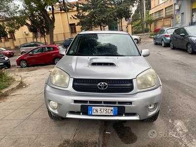 Toyota Rav4 2.0 5Porte