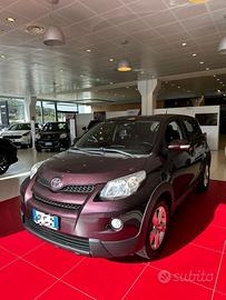 TOYOTA Urban Cruiser 1.4 D-4D AWD Sol