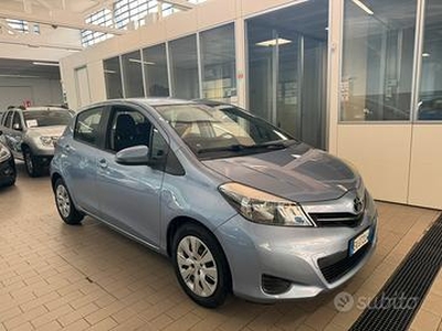 Toyota Yaris 1.3 benzina automatica 1 proprietario