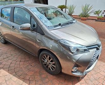 Toyota yaris 5p