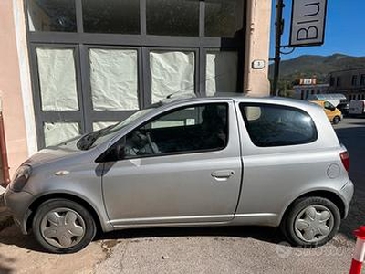 Toyota Yaris 99.000km