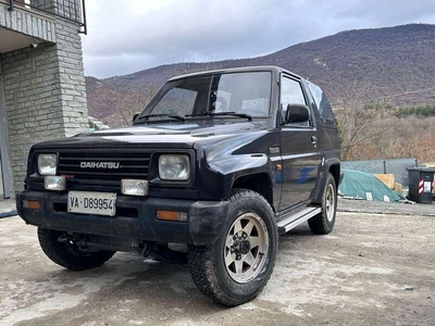 Usato 1991 Daihatsu Rocky 1.6 Benzin 86 CV (4.500 €)