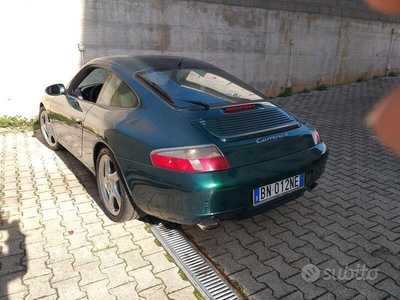 Usato 2000 Porsche 911 3.4 Benzin 300 CV (49.000 €)