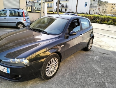 Usato 2006 Alfa Romeo 147 1.9 Diesel 150 CV (2.500 €)