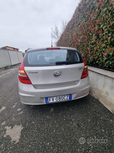 Usato 2009 Hyundai i30 Diesel 128 CV (3.000 €)