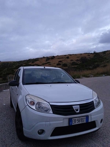 Usato 2010 Dacia Sandero 1.4 LPG_Hybrid 75 CV (3.500 €)