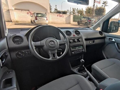 Usato 2013 VW Caddy 1.6 Diesel 102 CV (14.000 €)