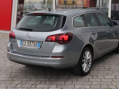 Usato 2015 Opel Astra 1.7 Diesel 110 CV (7.990 €)