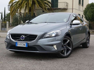 Usato 2015 Volvo V40 2.0 Diesel 120 CV (13.950 €)