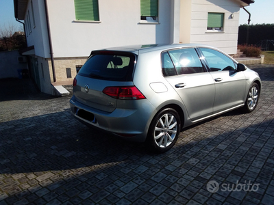 Usato 2015 VW Golf VII 1.4 CNG_Hybrid 110 CV (7.900 €)