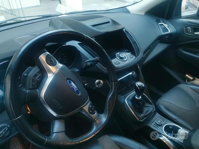 Usato 2016 Ford Kuga 2.0 Diesel 120 CV (13.500 €)
