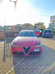 Usato 2018 Alfa Romeo Giulia 2.1 Diesel 150 CV (13.900 €)
