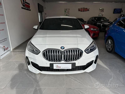 Usato 2020 BMW 118 1.5 Benzin 140 CV (23.900 €)