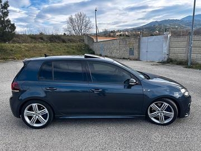 VOLKSWAGEN Golf 6 R