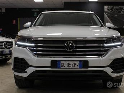 VOLKSWAGEN Touareg 3.0 V6 TDI SCR PERFETTA E CER