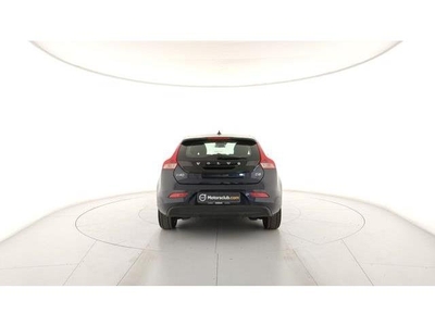 VOLVO V40 D2 Business