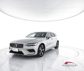 2019 VOLVO V60