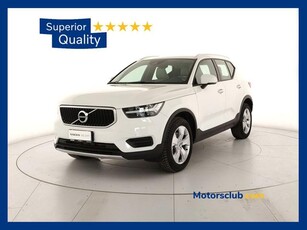 2019 VOLVO XC40