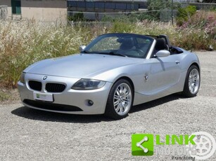 BMW Z4 Cabrio Z4 2.2i cat Roadster usato