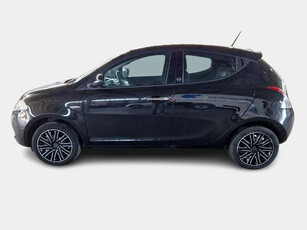 Lancia Ypsilon Ibrida Usata