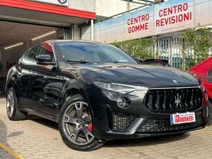 Maserati Levante Levante V6 AWD Gransport usato