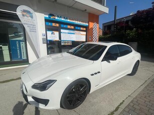 Maserati Quattroporte V6 430 CV AWD Modena Q4 usato