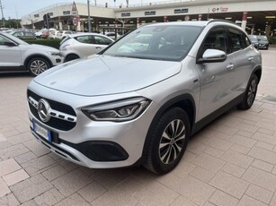 Mercedes-Benz GLA SUV 250 e EQ-Power Automatic Sport usato